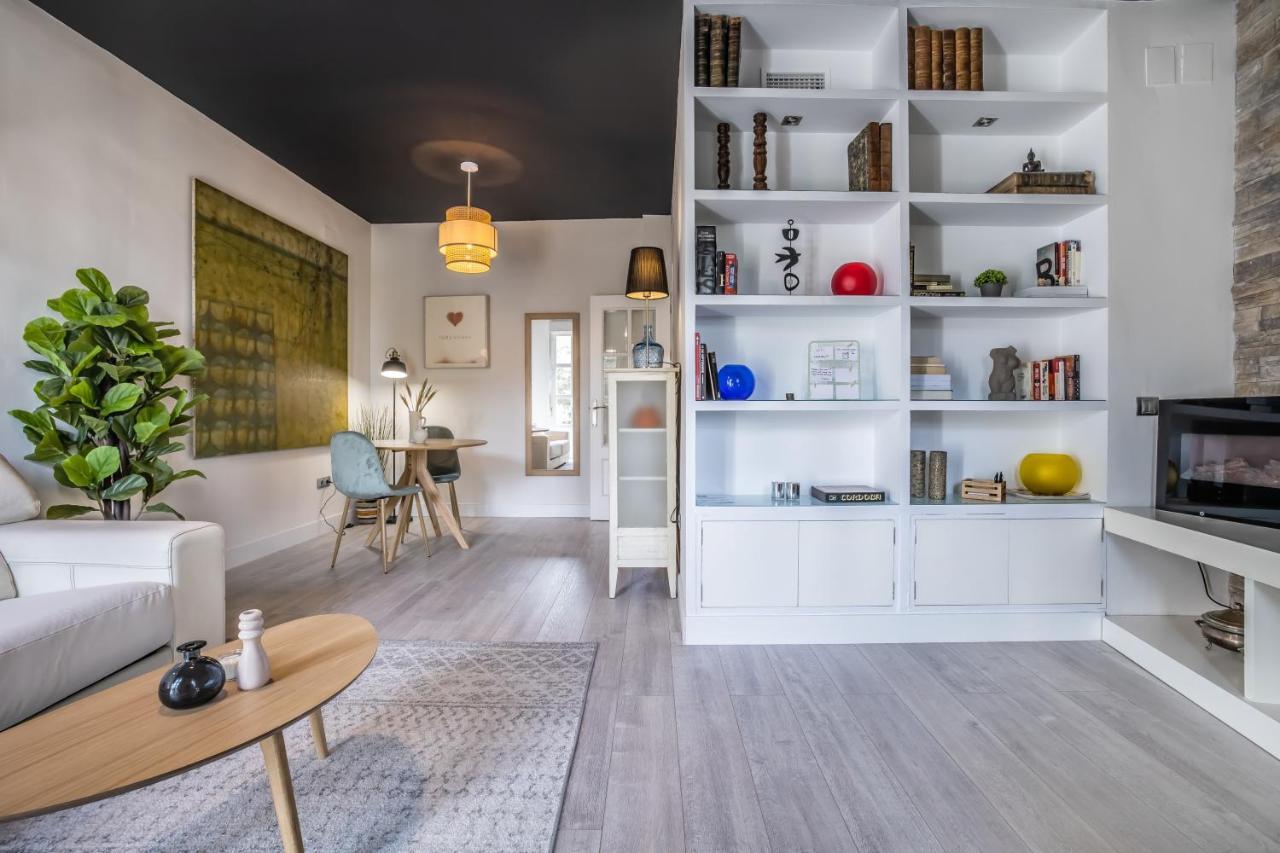 Apartamento Cerca De La Mezquita De Cordoba & Free Private Parking Exterior photo