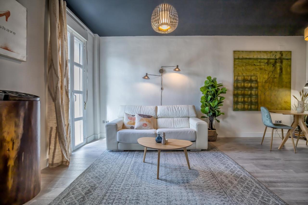 Apartamento Cerca De La Mezquita De Cordoba & Free Private Parking Exterior photo