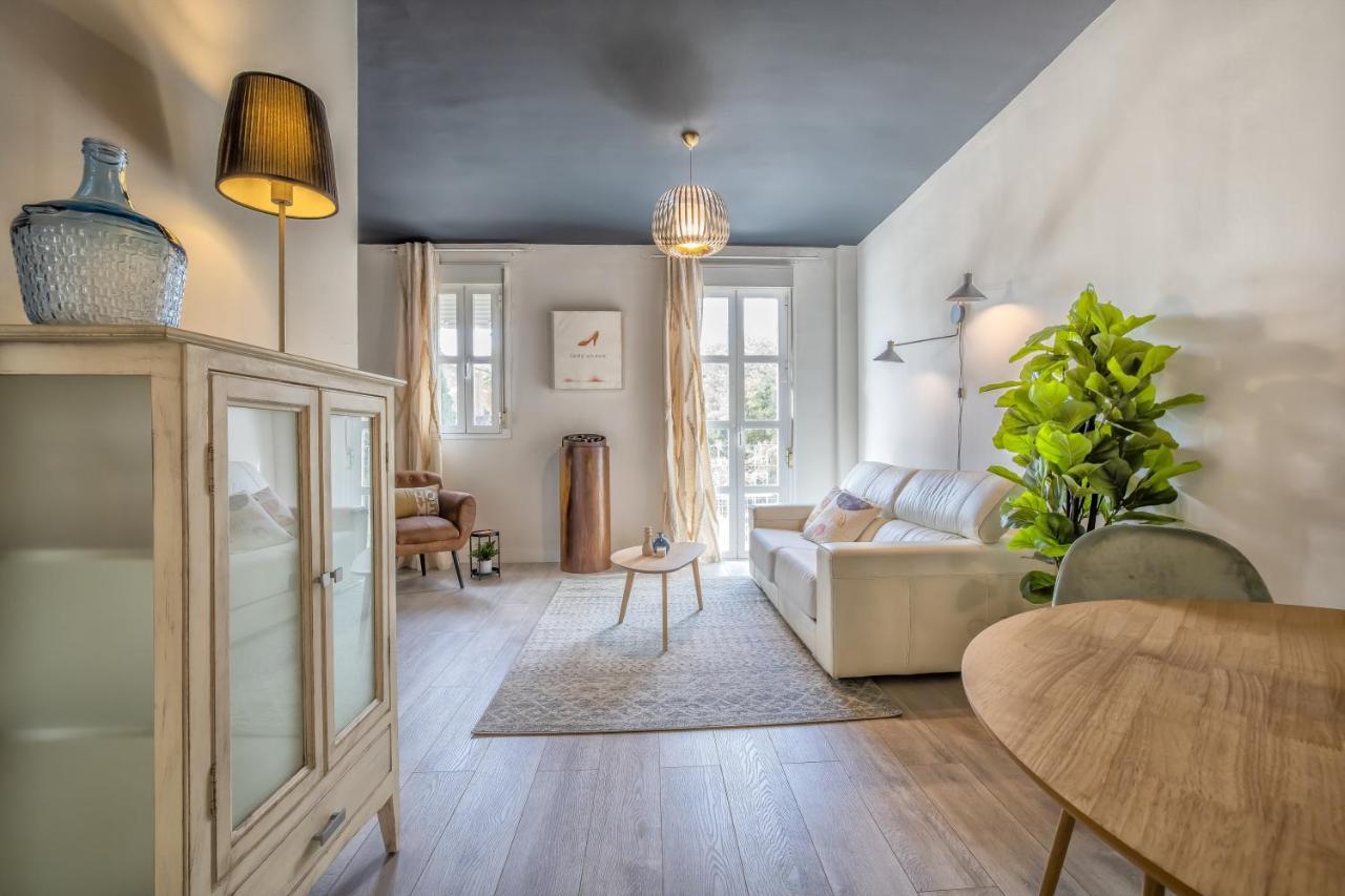 Apartamento Cerca De La Mezquita De Cordoba & Free Private Parking Exterior photo