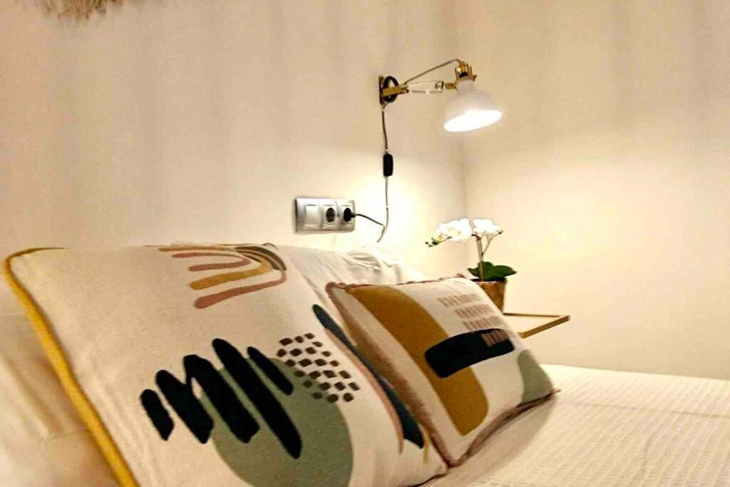 Apartamento Cerca De La Mezquita De Cordoba & Free Private Parking Exterior photo