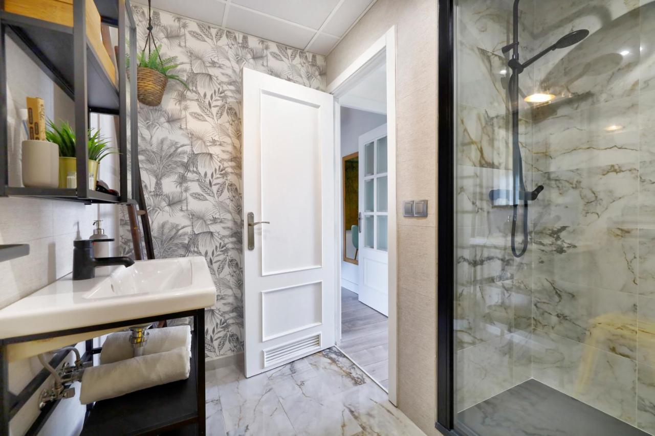 Apartamento Cerca De La Mezquita De Cordoba & Free Private Parking Exterior photo