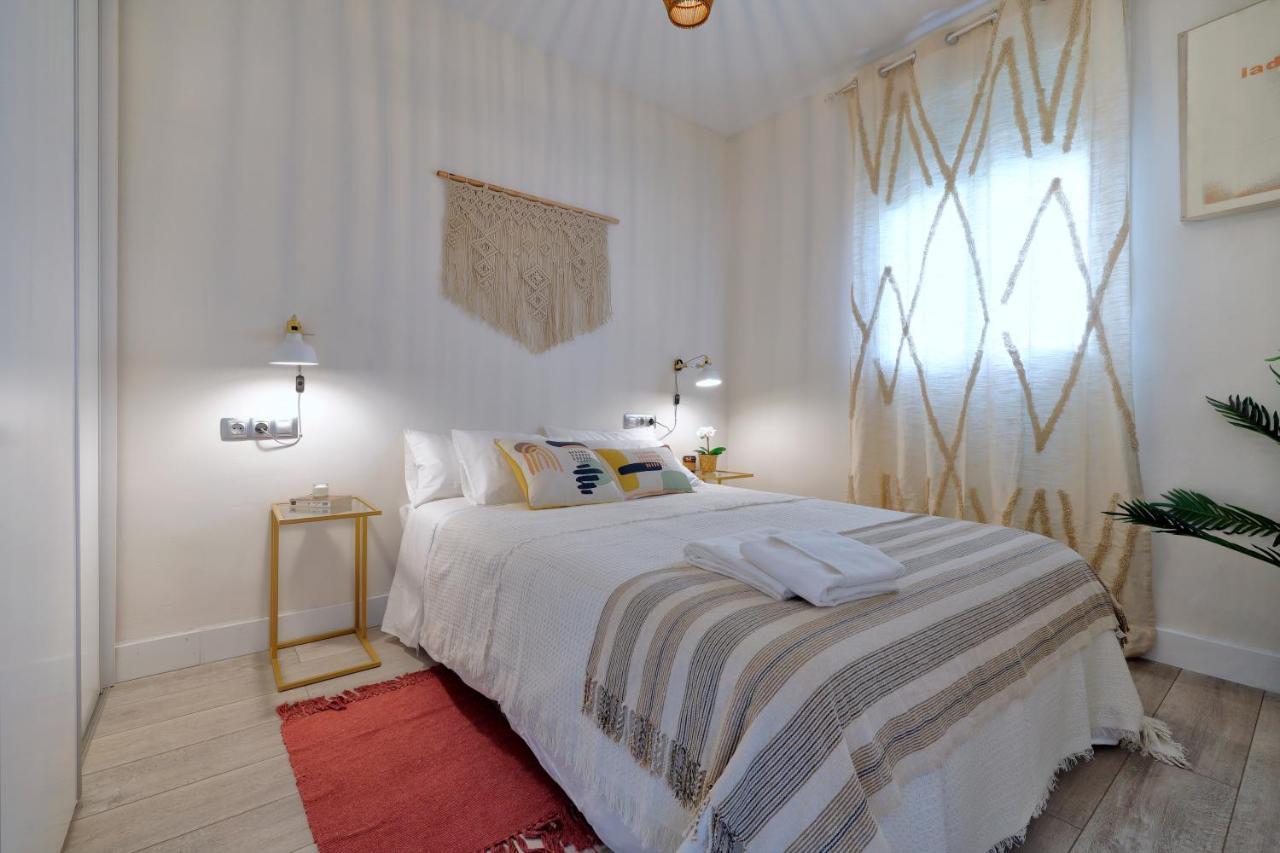 Apartamento Cerca De La Mezquita De Cordoba & Free Private Parking Exterior photo
