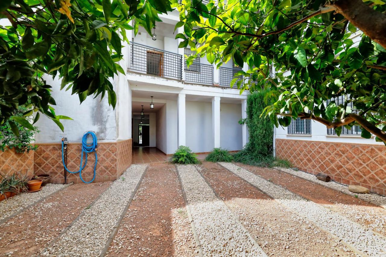 Apartamento Cerca De La Mezquita De Cordoba & Free Private Parking Exterior photo